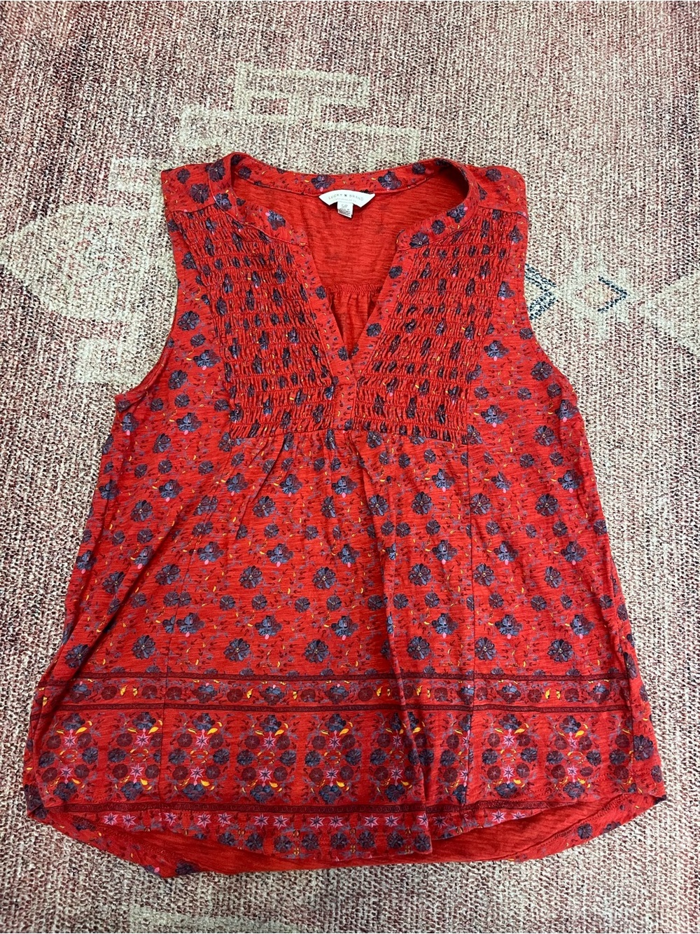 Lucky brand boho floral print ruched tank top size small
Petite
